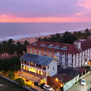 Randy's Seaview Apartment Negombo